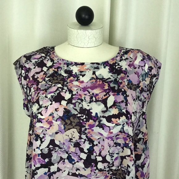 The Limited Top Size M Print - Picture 3 of 8